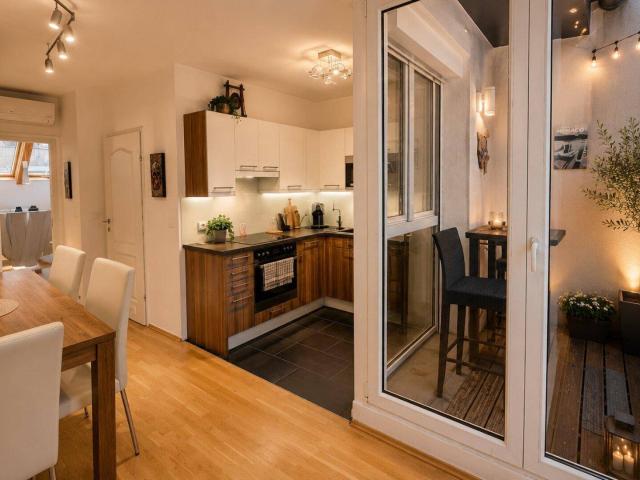 Stilvolles Dachgeschossjuwel mit Galerie und zwei Terrassen über den Dächern Wiens | ZELLMANN IMMOBILIEN