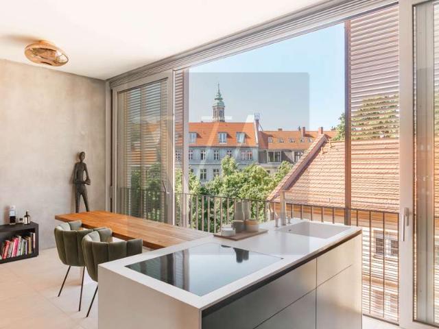 Stilvolles Design Loft mit Weitblick & privatem japanischen Feng Shui Garten