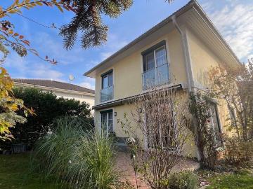 Stilvolles Einfamilienhaus in ruhiger Lage Nähe Alter Donau mit Terrasse und Garten! Eigengrund!