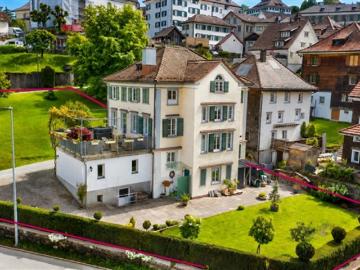 STILVOLLES GENERATIONENHAUS MIT EINLIEGERWOHNUNG & AUSBAUPOTENZIAL