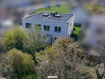 Modernes Reihenhaus mit Garten und Terrasse in St. Georgen