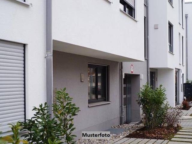 Stilvolles Reihenhaus mit Garten ca. 25 m², 2 Terrassen und sehr gutem Zustand