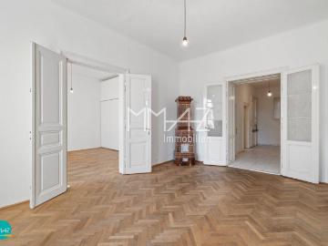 Stilvolles Stadtwohnen im Herzen von Neubau • Helle 2 Zimmer Wohnung im 3. Liftstock • Urbanes Wien trifft klassischen Altbau