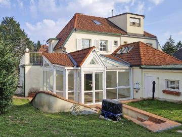 STILVOLLES WOHNEN AM WILHELMINENBERG
