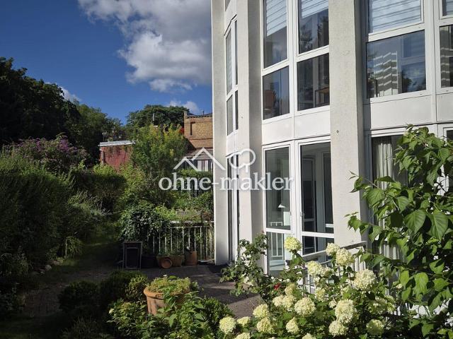 Stilvolles Wohnen auf zwei Ebenen – Helle Maisonette Wohnung in Berlin Wannsee