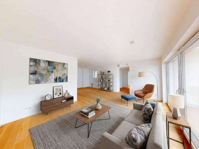 Stilvolles Wohnen: Erstklassige 3 Zimmer Wohnung im Neubau mit Einbauküche