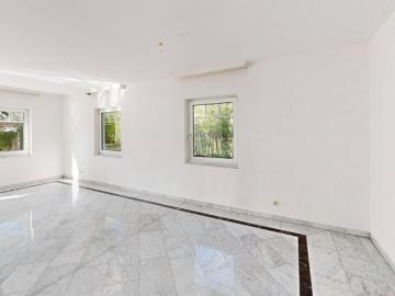 Stilvolles Wohnen in Mauer mit Pool, großzügiger Terrasse und privatem Gartenambiente | ZELLMANN IMMOBILIEN
