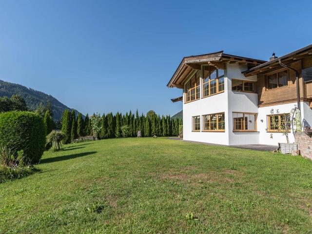 Stilvolles Zuhause mit traumhaften Garten