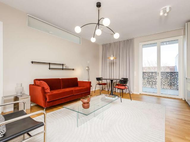 Stilvolles 3 Zimmer Penthouse mit Balkon in Friedrichshain