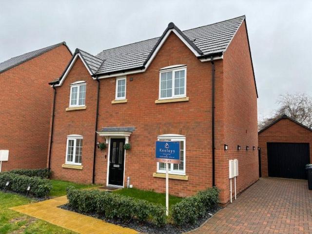 Stimpson Street, Sutton, ELY. 4 bed detached house to rent £1,600 pcm £369 pw
