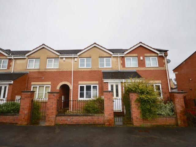Stirling Way, Sheffield, South. 2 bed townhouse to rent £925 pcm £213 pw