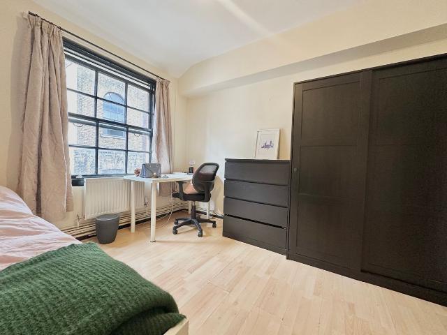 Stirling Court, Tavistock Street WC2E, 2 bed flat to rent, £2,700 pcm | PrimeLocation