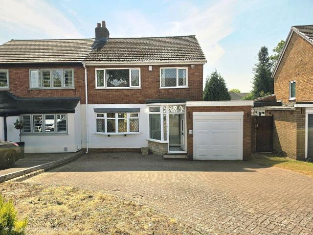 Stirling Road, Sutton Coldfield B73 3 bed semi detached house to rent £1,695 pcm £391 pw