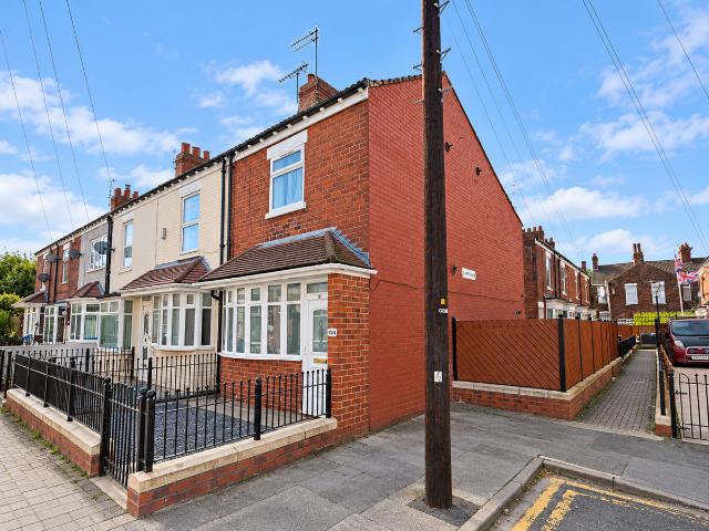 Stirling Street, Hull HU3, 2 bed terraced house to rent, £750 pcm | PrimeLocation