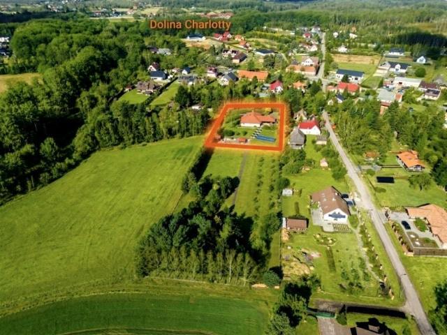 Przestronny energooszczędny dom w Strzelinku z garażem