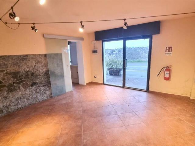 strada cava in vigatto 222 5 vani 130mq