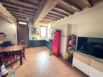 Strada Argini Parma 323 trilocale 80mq