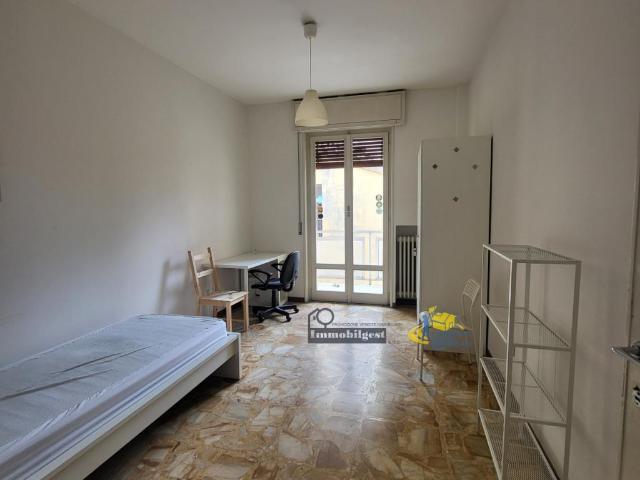 Strada Aurelio Saffi 14 5 vani 140mq