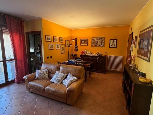 Strada Bassa 20 5 vani 112mq