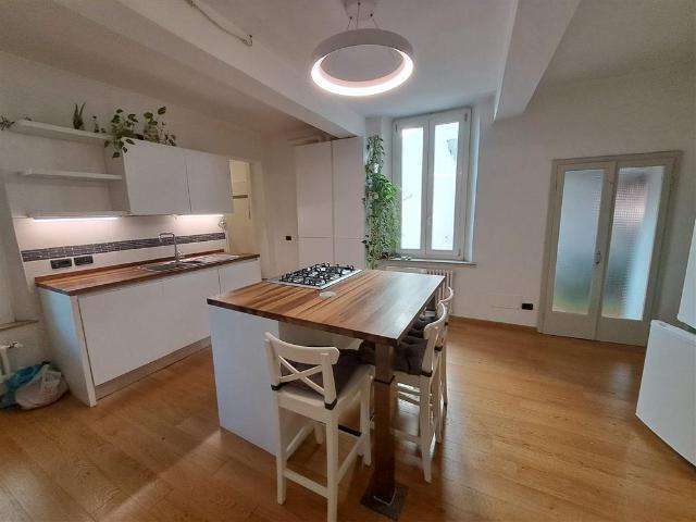 Strada Giovanni Inzani 15 quadrilocale 91mq