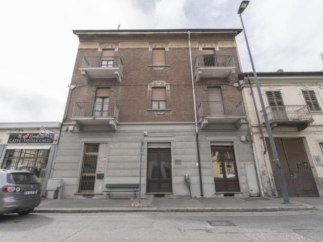 Strada di Settimo 81 5 vani 70mq