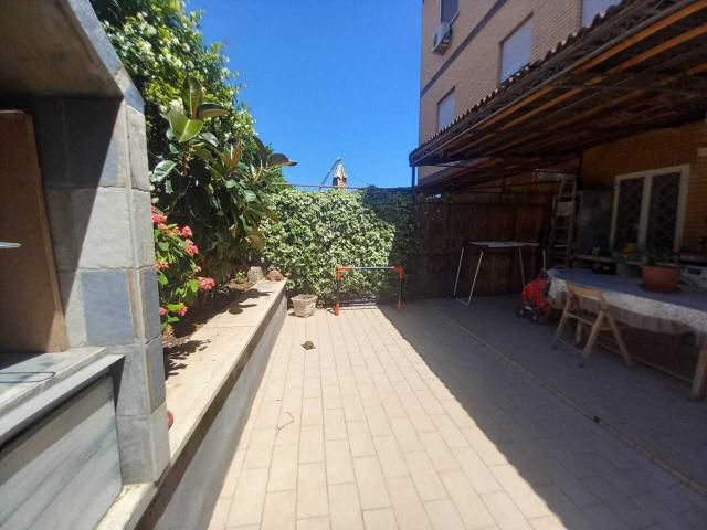 Strada di Paterno 89 trilocale 69mq