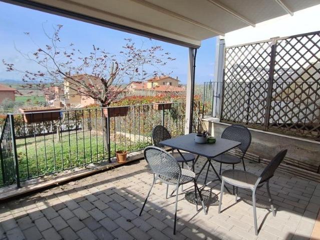 Strada Eugenio Montale 6 vani 80mq
