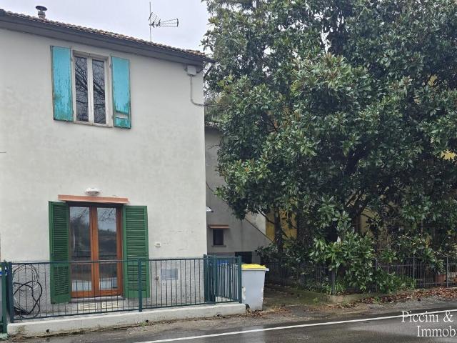 Strada Eugubina 118 trilocale 53mq