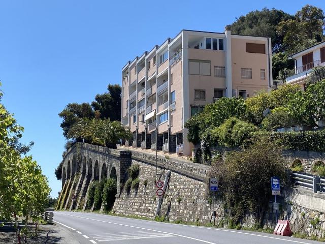Strada Statale 1 Via Aurelia bilocale 40mq