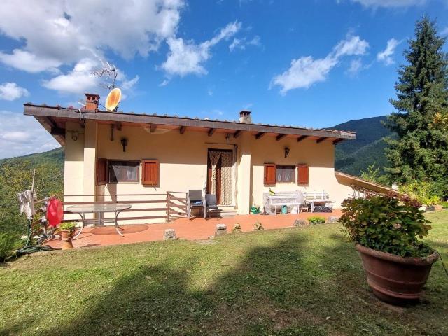 Strada Statale Stia Londa 7 6 vani 135mq