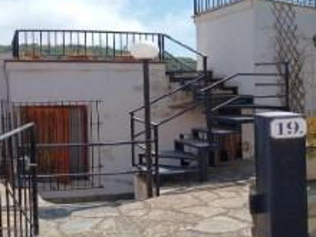 Strada Poggio 19 trilocale 68mq