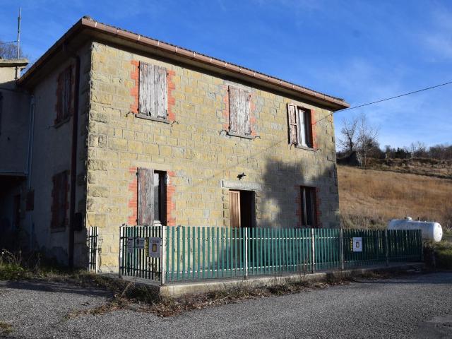 Strada per Miratoio 108 10 vani 180mq