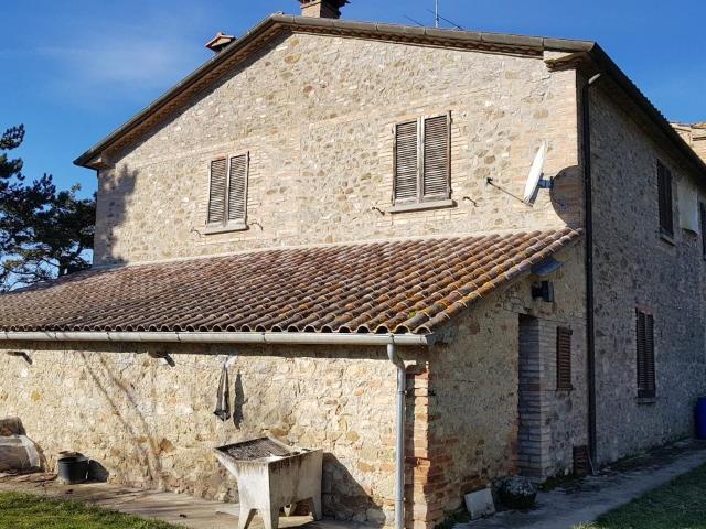 Strada Provinciale 103 7 20 vani 600mq