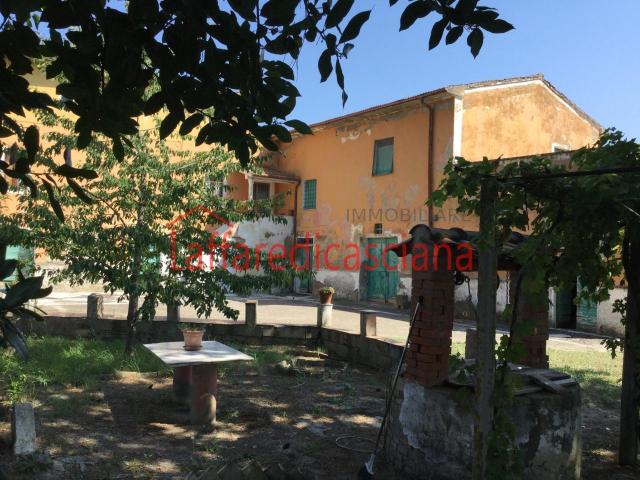 strada provincile 13 del commercio 8 vani 250mq