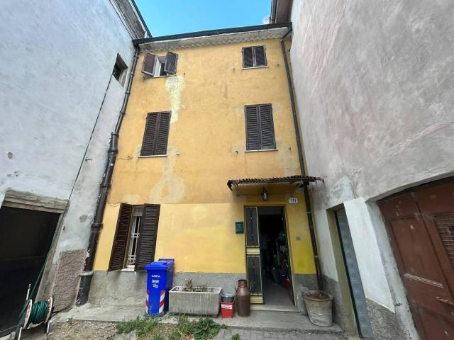 STRADA RONCOLONGO 124mq