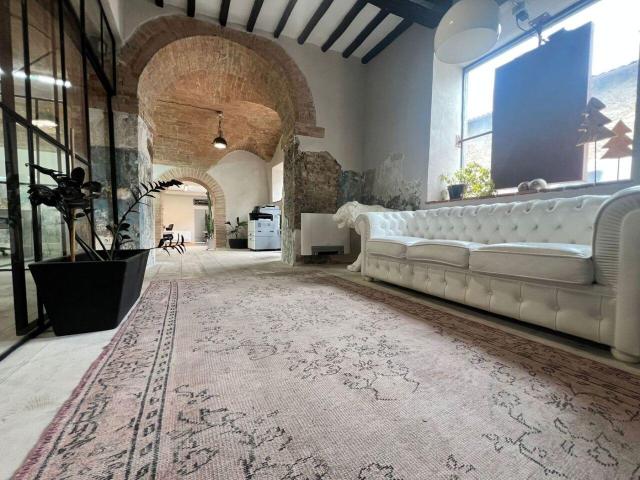 strada trasimeno ovest 215 trilocale 150mq