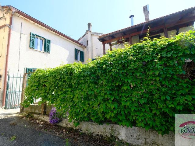 Strada Veirera di Abasse 90 7 vani 239mq