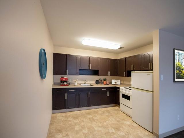 Strada Villa Apartments 1 Bedroom Apartment for Rent at 333 Stradbrook Ave, Winnipeg, MB R3L 0J5 River Osborne
