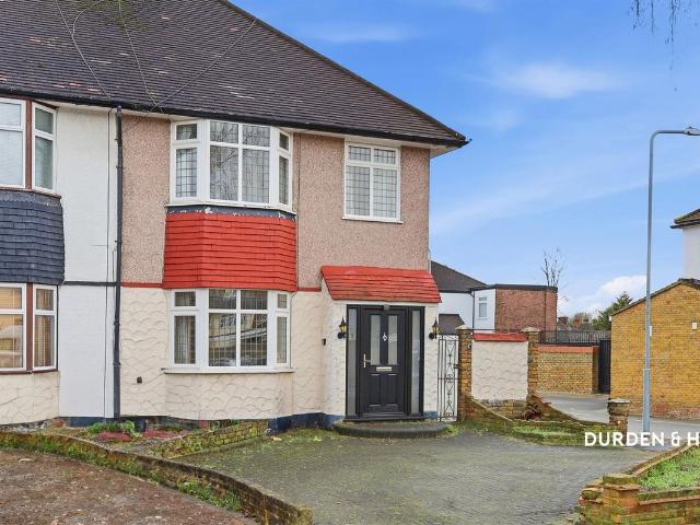 Stradbroke Grove, Ilford IG5, 3 bed semi detached house to rent, £2,400 pcm | PrimeLocation