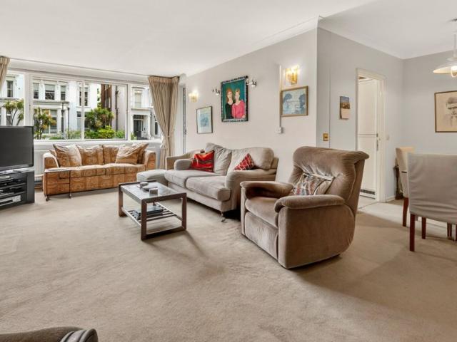 Straffan Lodge, Belsize Grove NW3, 3 bed flat to rent, £5,450 pcm | PrimeLocation