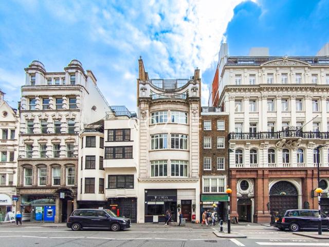 Strand Chambers, The Strand WC2R, 1 bed flat to rent, £3,900 pcm | PrimeLocation