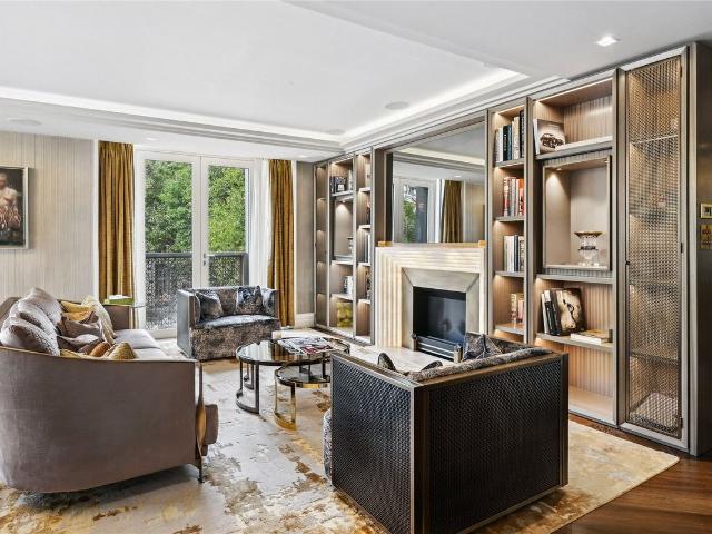 Strand, London WC2R, 3 bed flat to rent, £14,998 pcm | PrimeLocation