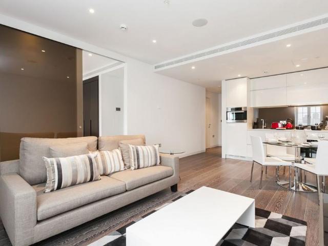 Strand, London WC2R 1 bed flat to rent £3,750 pcm £865 pw