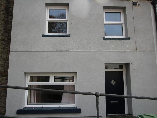 Strand Street, Mountain Ash CF45, 2 bed terraced house to rent, £700 pcm | PrimeLocation