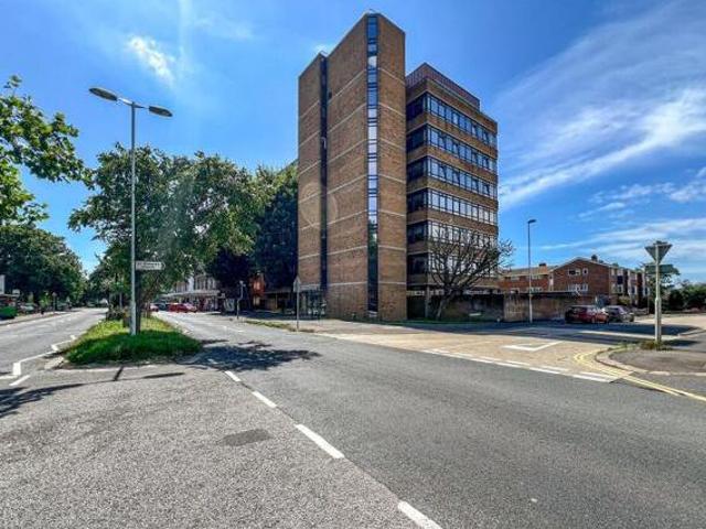 Strand Parade, Goring by sea, 1 Bedroom Flat