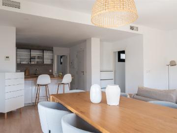 Strand Properties en exclusiva ofrece esta elegante vivienda. 117m² Málaga