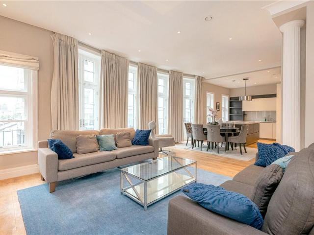 Strand Underpass, London, WC2B 4NA, United Kingdom | 3 bed apartment for rent #107749863 | Rentberry