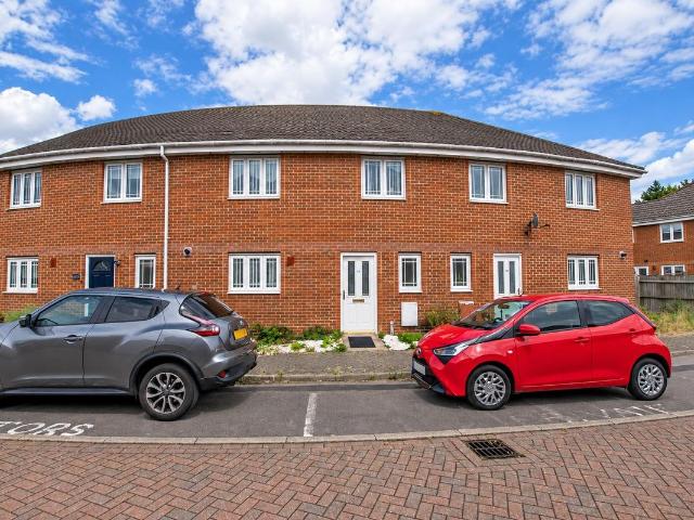 Stranding Street, Eastleigh SO50, 3 bed terraced house to rent, £1,500 pcm | PrimeLocation