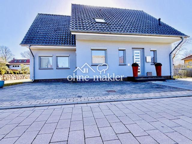 Strandnah und provisionsfrei, modernes Einfamilienhaus
