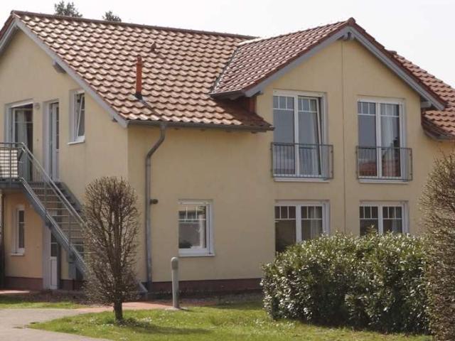STRANDNAHE DOPPELHAUSHÄLFTE IN RUHIGER LAGE DES OSTSEEBADES HERINGSDORF AUF USEDOM